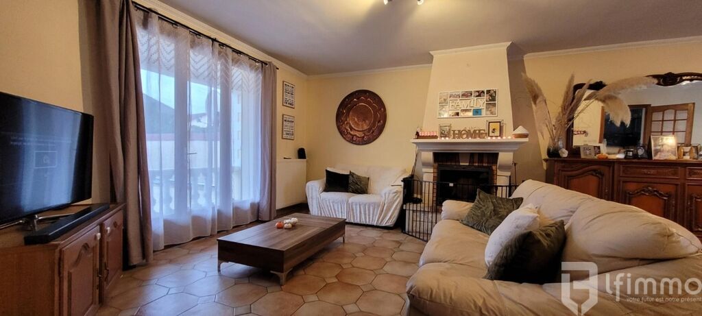 Photo 2 : Maison 7 pièces 200m²