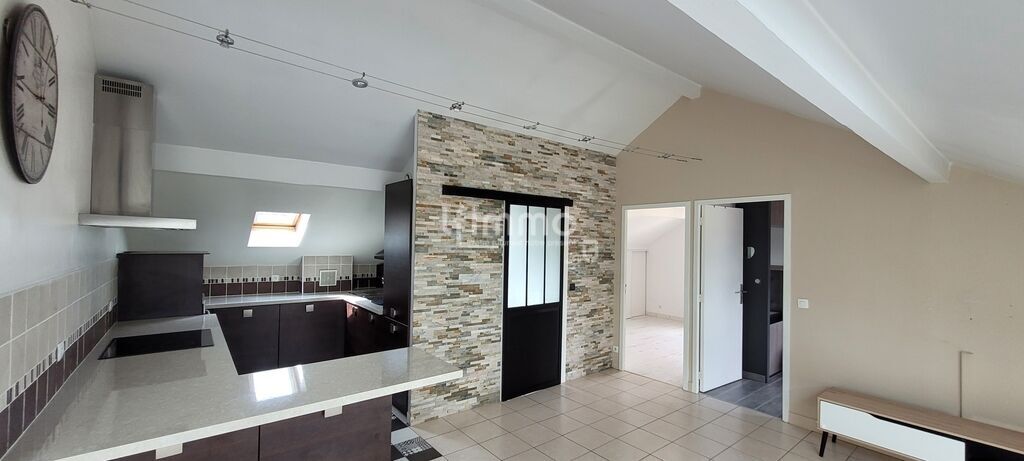 Photo 1 : Appartement 3 pièces 68m² et box