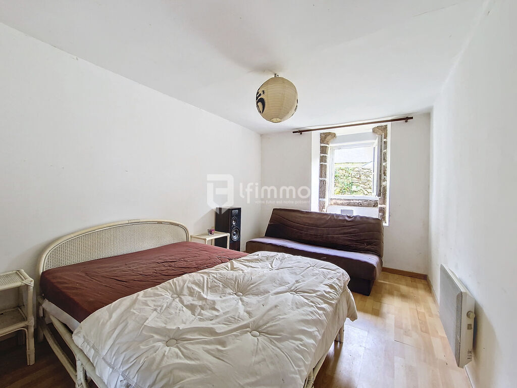 Photo 11 : Longère de 3 pièces, 80 m² à Plomodiern 29550