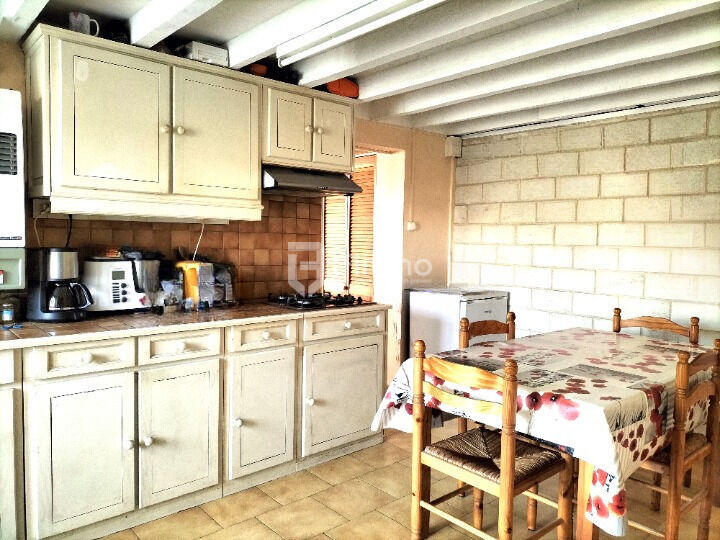 Photo 3 : Maison en pierre avec fort potentiel – 212 m² habitables