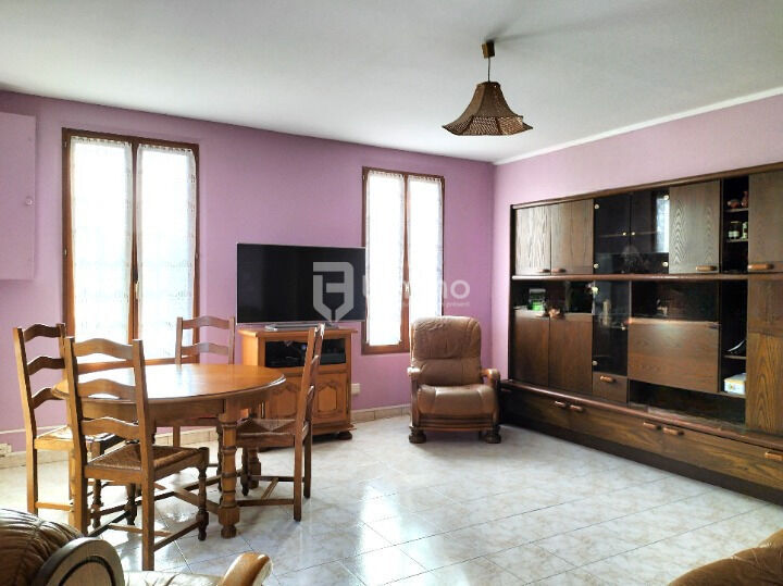 Photo 4 : Maison en pierre avec fort potentiel – 212 m² habitables