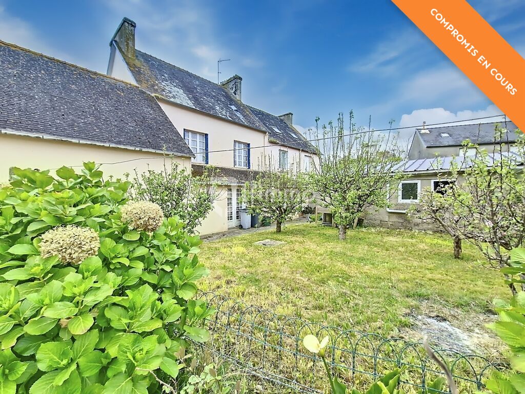 Photo 4 : Immeuble de 8 pièces, 182 m² à Cast 29150