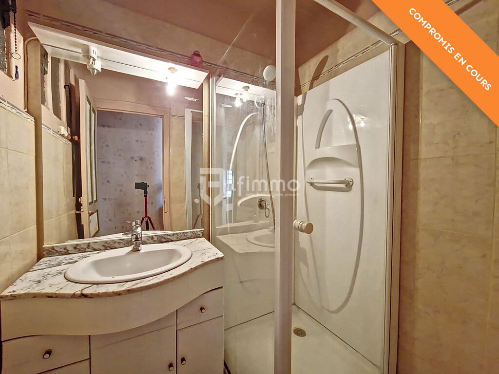 Photo 7 : Immeuble de 8 pièces, 182 m² à Cast 29150