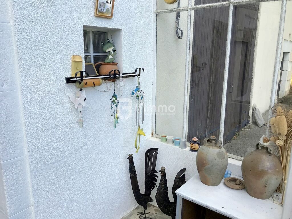 Photo 20 : Propriété Familiale : 2 maisons, 19 ha hangar, grange; typé équi