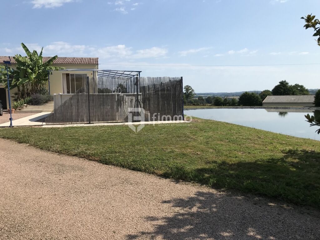 Photo 4 : Propriété Familiale : 2 maisons, 19 ha hangar, grange; typé équi