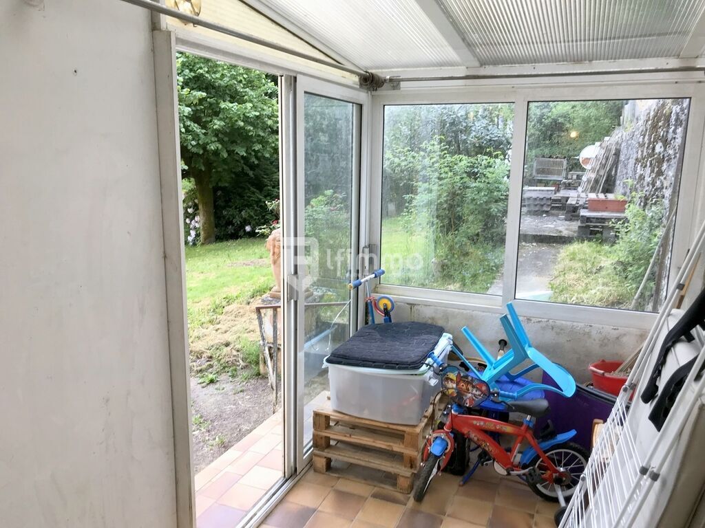 Photo 10 : Petite Maison à rénover avec jardin bord de rivière