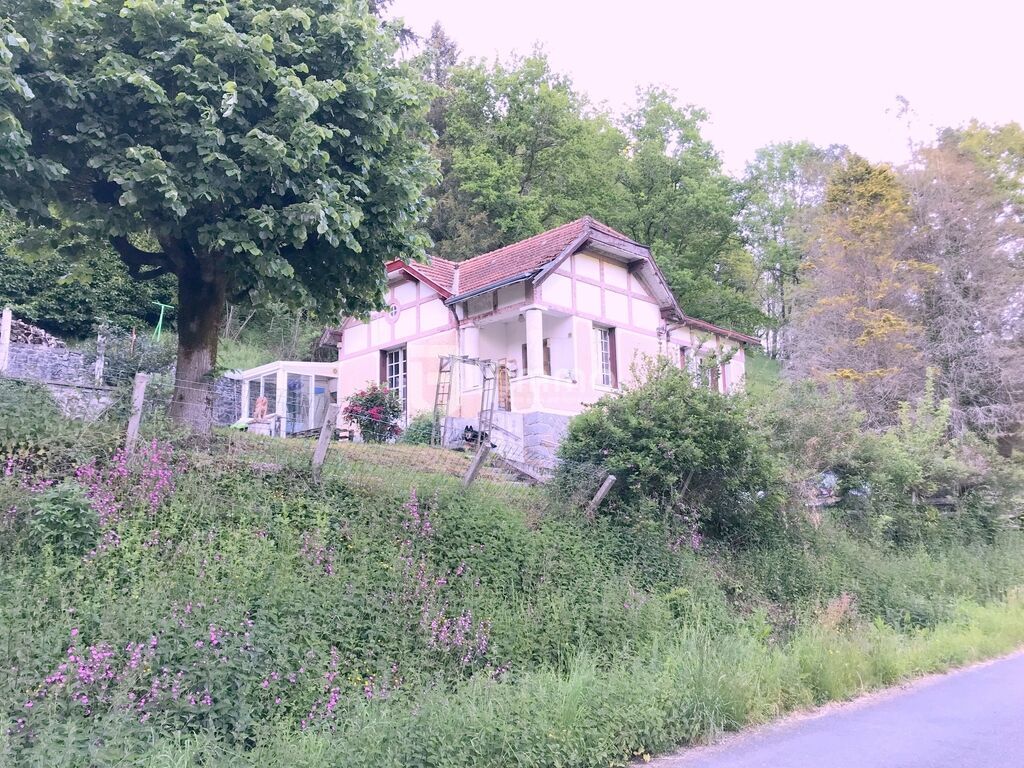 Photo 18 : Petite Maison à rénover avec jardin bord de rivière