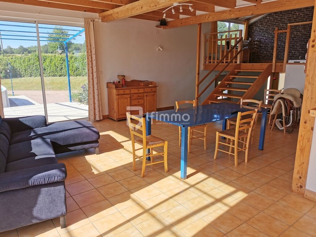 Photo 3 : Propriété orientée chevaux : 154m2, 10ha, hangar