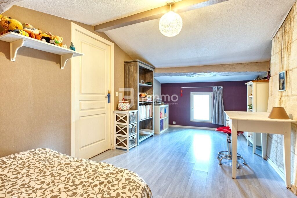 Photo 11 : Spacieuse maison en pierre