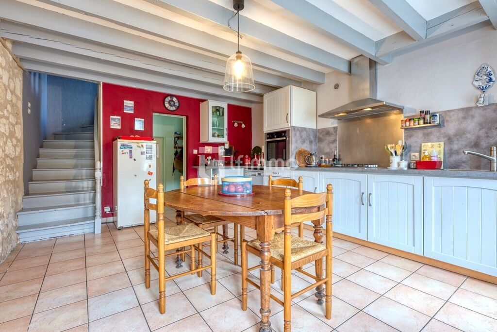 Photo 5 : Spacieuse maison en pierre