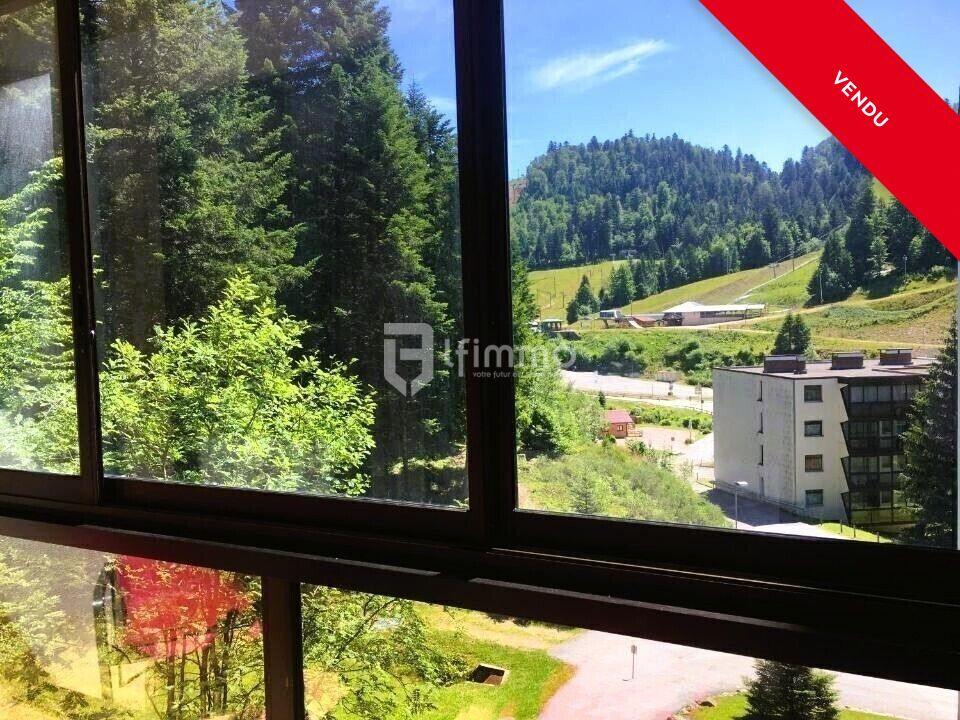 Photo 1 : F2 Dernier étage Ascenseur Cheminée Parking privé