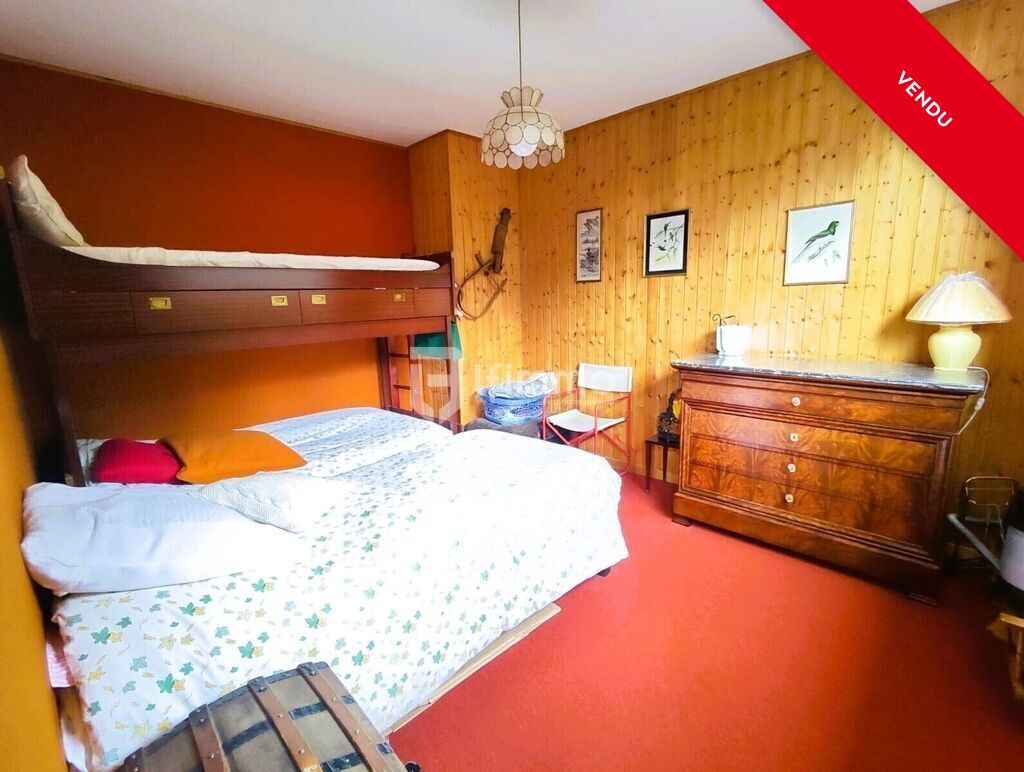 Photo 6 : F2 Dernier étage Ascenseur Cheminée Parking privé