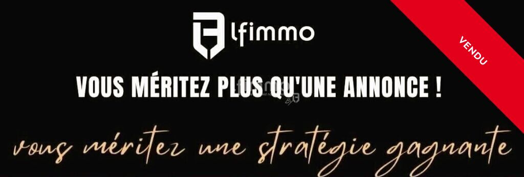 Photo 7 : F2 Dernier étage Ascenseur Cheminée Parking privé