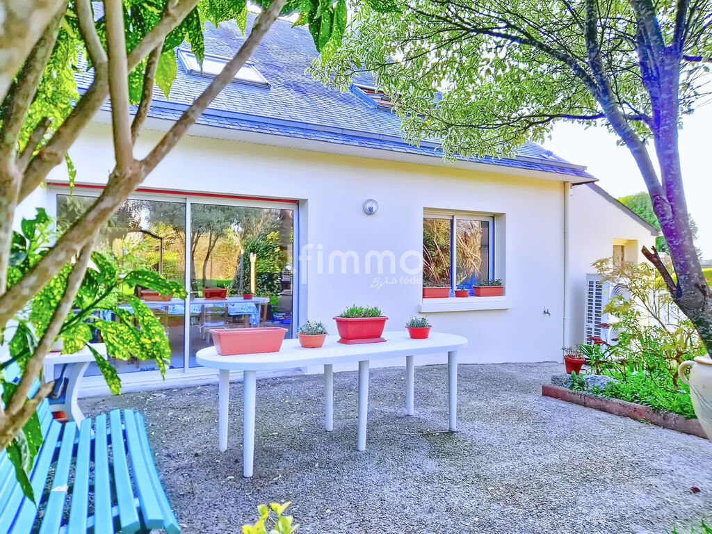 Photo 1 : Maison de 5 pièces, 128 m² à Dinéault 29150