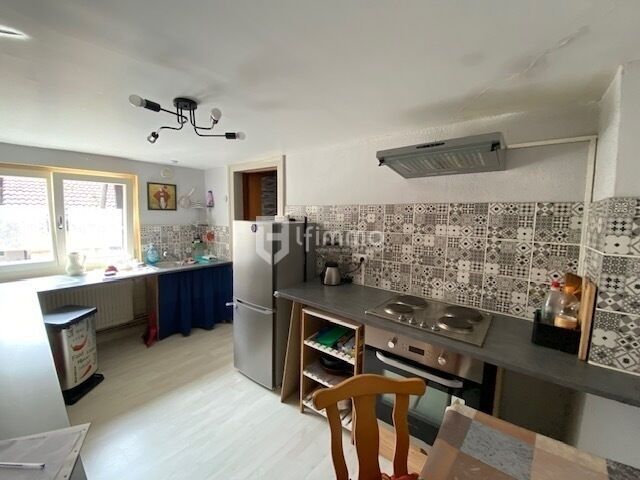 Photo 3 : Ensemble immobilier, 1 local commercial et 2 appartements