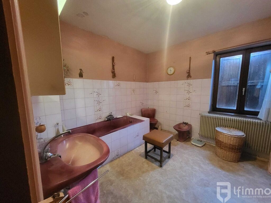 Photo 4 : Maison à rénover -133 m² habitables sur 605 m² de terrain