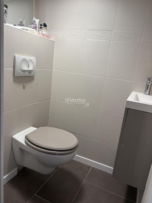 Photo 6 : Appartement T4  entièrement rénové