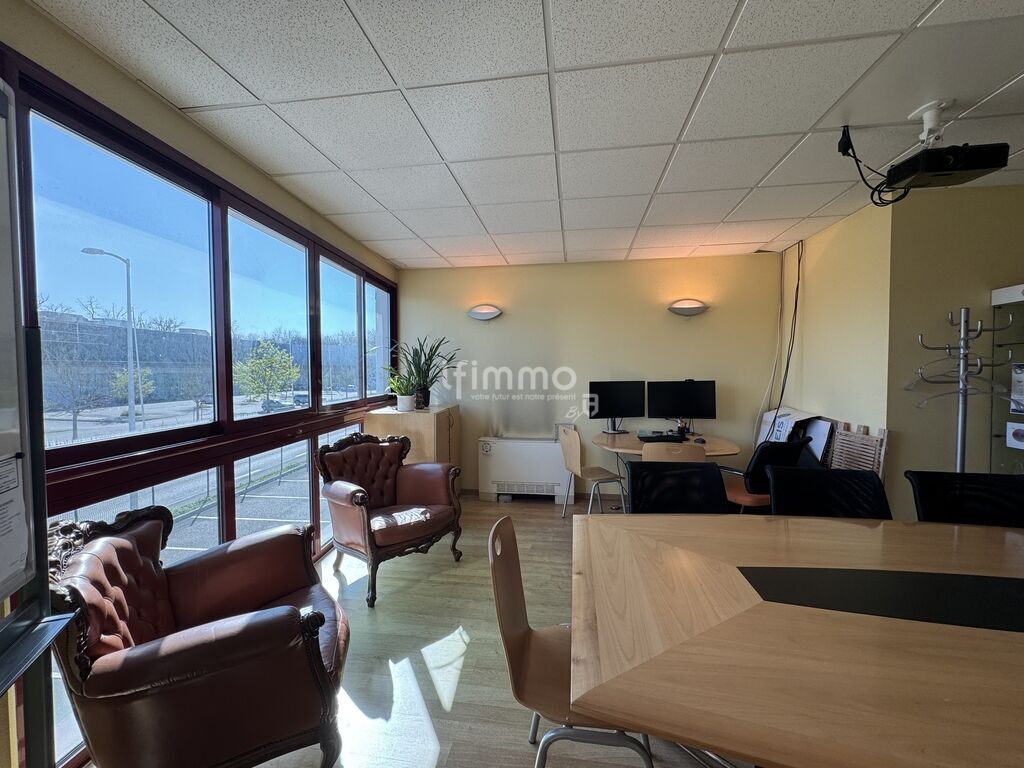 Photo 18 : Ensemble immobilier industriel à Wittenheim (68270) - Haut-Rhin