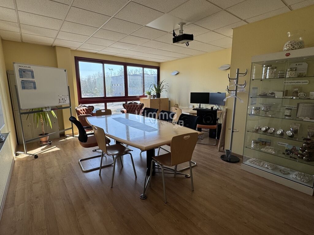 Photo 21 : Ensemble immobilier industriel à Wittenheim (68270) - Haut-Rhin