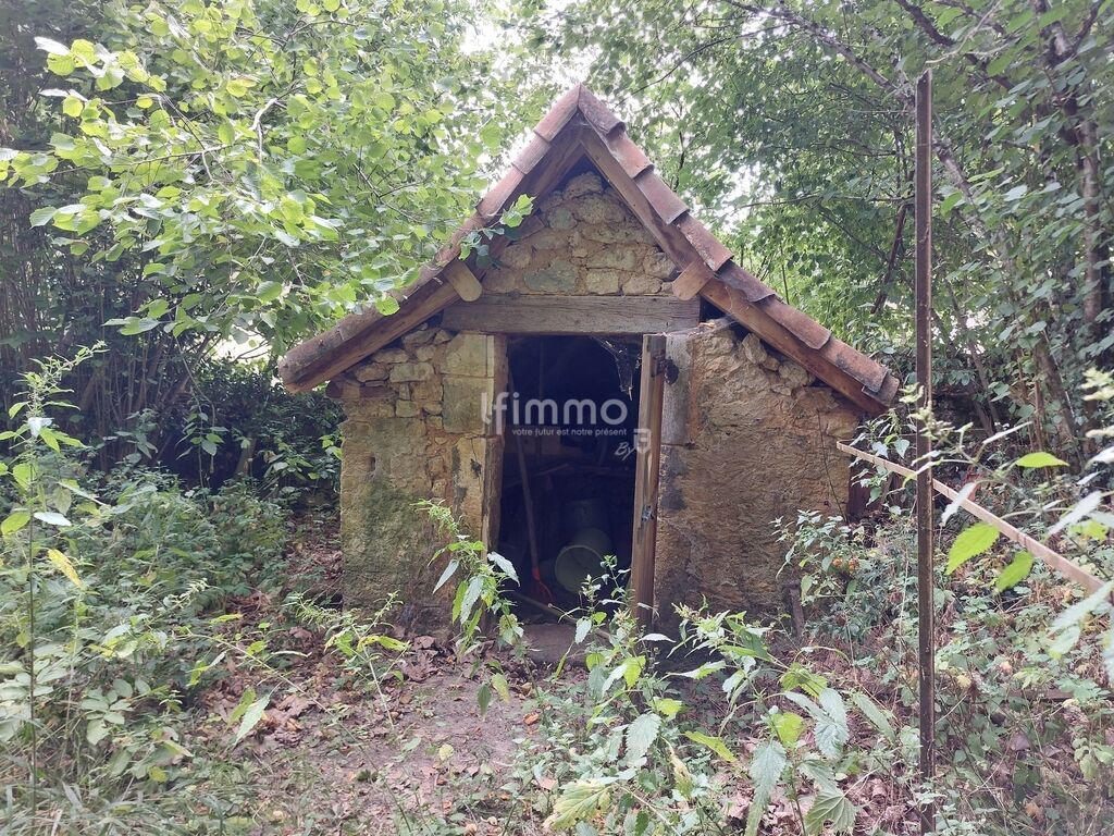 Photo 5 : Chartreuse avec longère et moulin sur un terrain de 24086m²