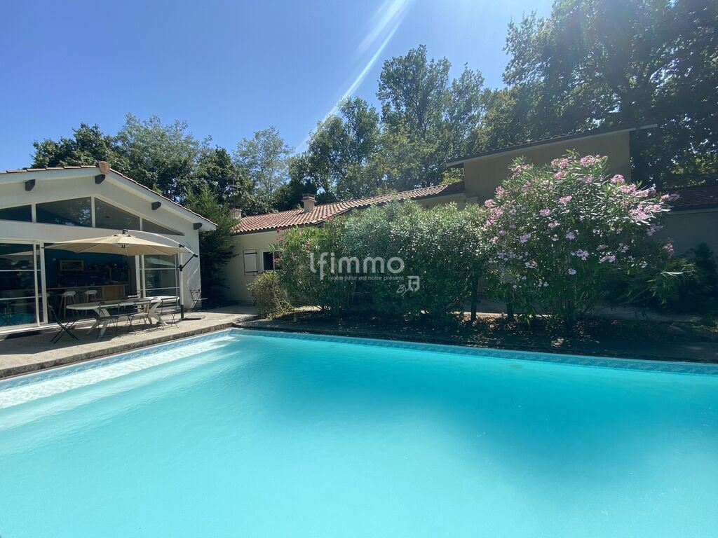 Photo 1 : Maison familiale dans un cadre verdoyant