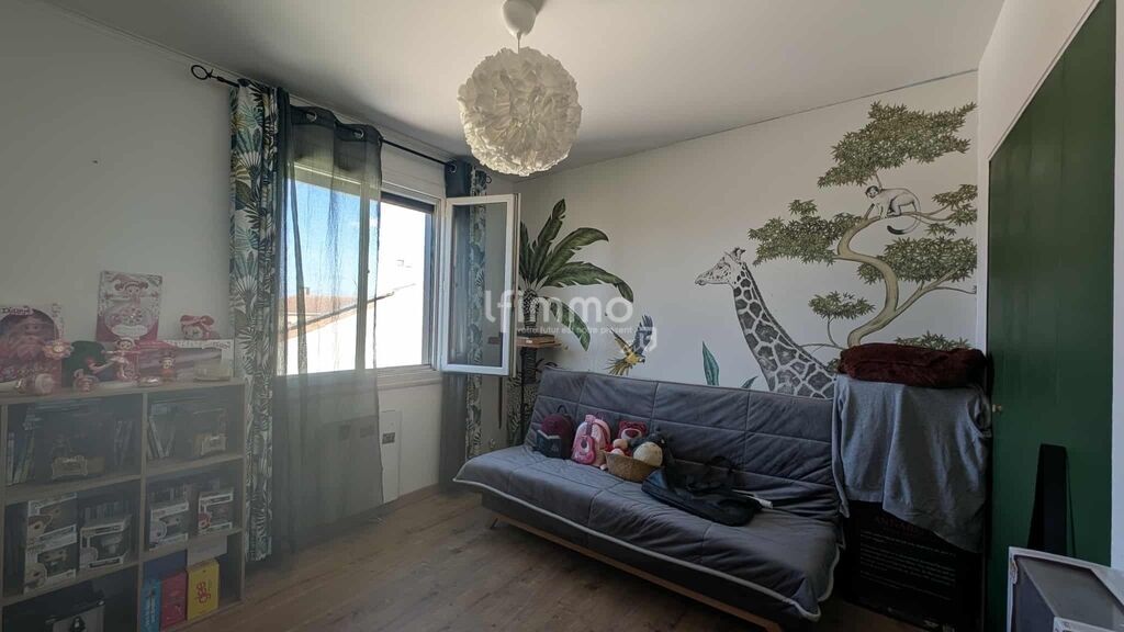 Photo 11 : Maison a vendre Carcassonne- piscine et jardin