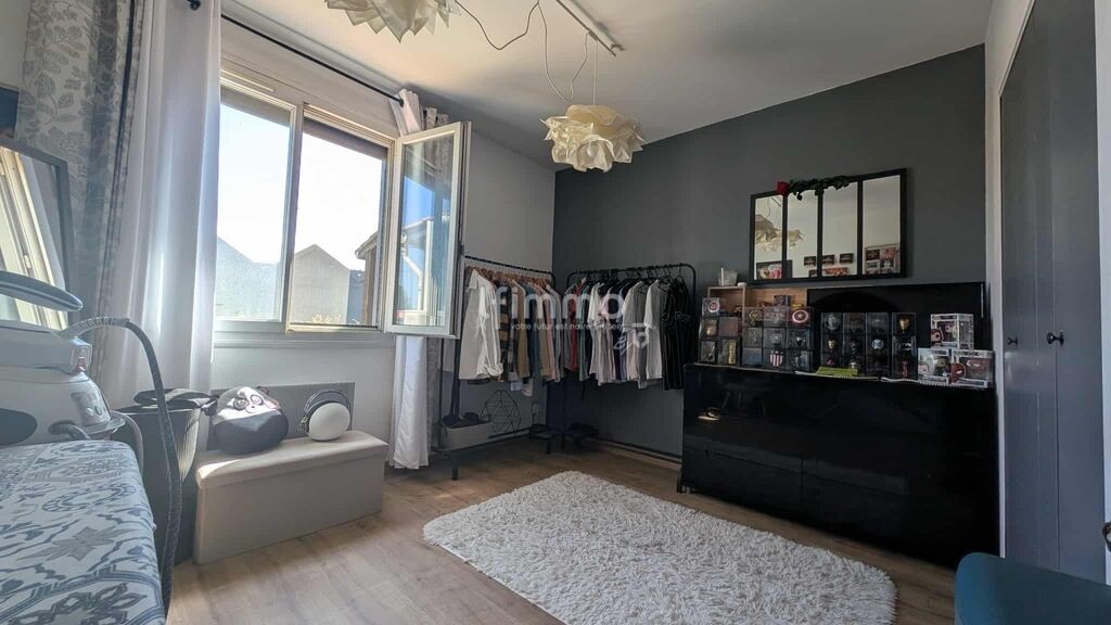 Photo 12 : Maison a vendre Carcassonne- piscine et jardin