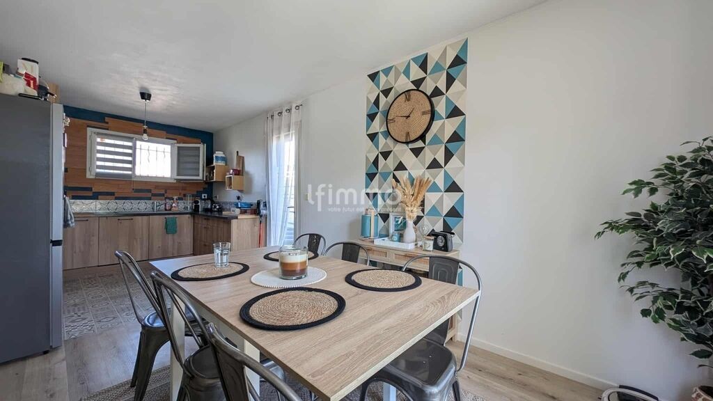 Photo 3 : Maison a vendre Carcassonne- piscine et jardin