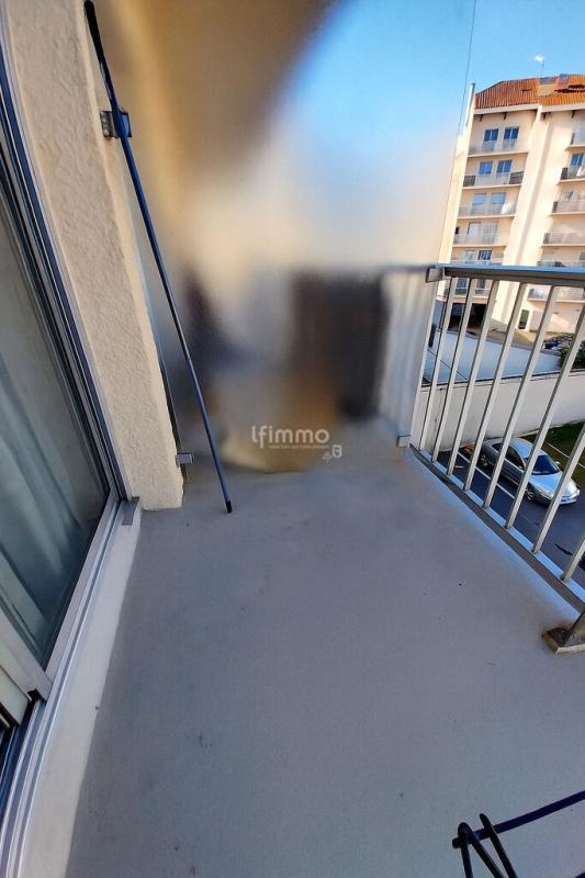 Photo 7 : Studio avec extérieur et cave