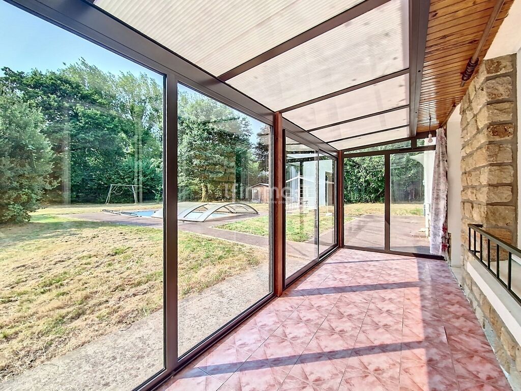 Photo 14 : Maison de 10 pièces, 213 m2 à Scaër (29390)