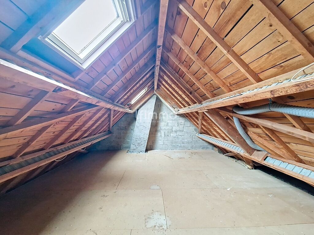 Photo 17 : Maison de 10 pièces, 213 m2 à Scaër (29390)