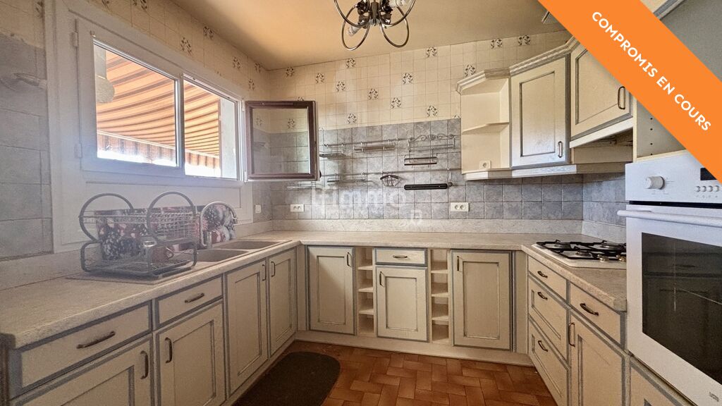 Photo 3 : Maison de plain-pied avec 1072m2 de terrain, rare sur le secteur