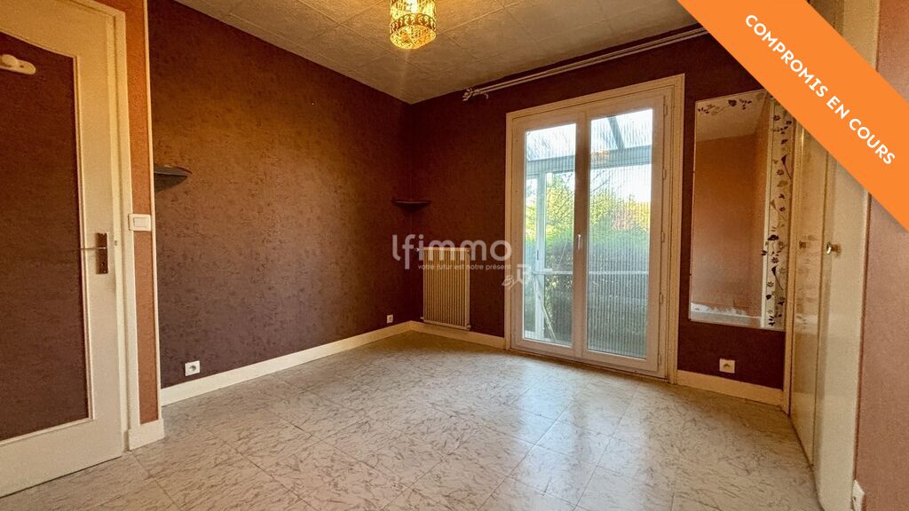 Photo 5 : Maison de plain-pied avec 1072m2 de terrain, rare sur le secteur