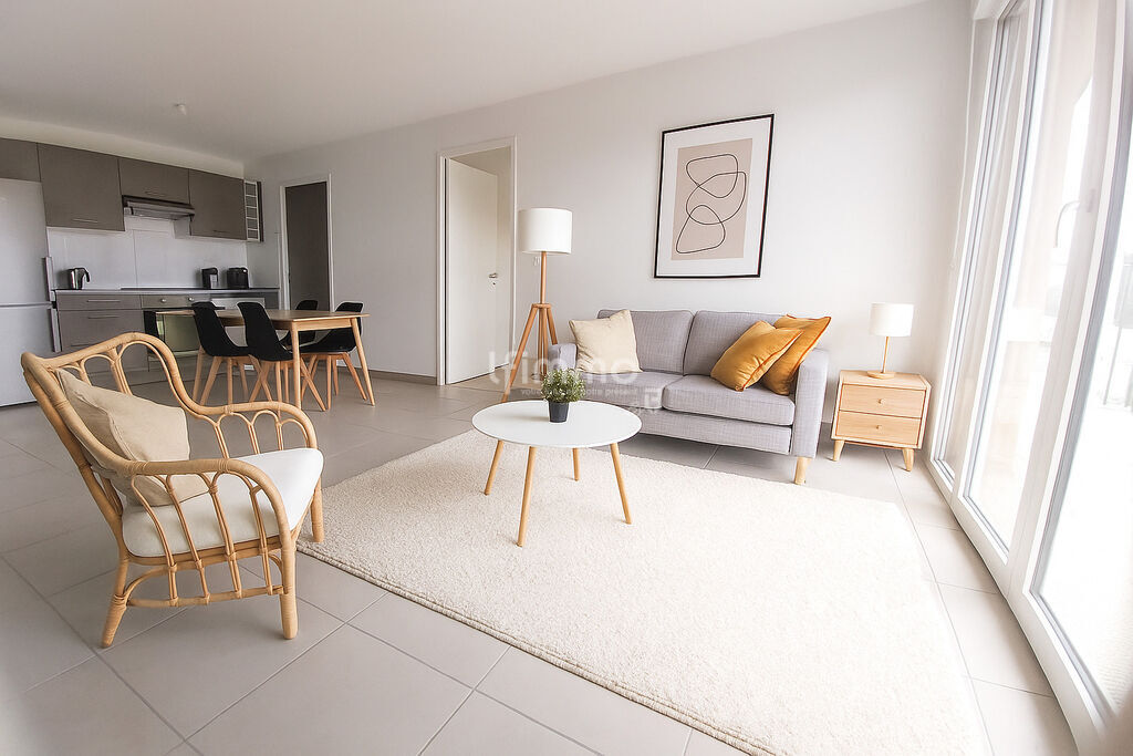 Photo 1 : Appartement T4 80 m2 extérieur et deux places de parking