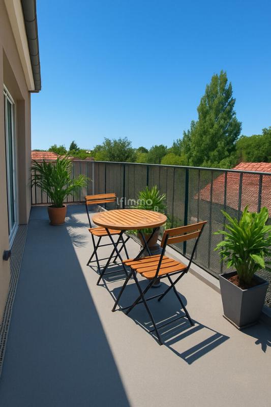 Photo 7 : Appartement T4 80 m2 extérieur et deux places de parking