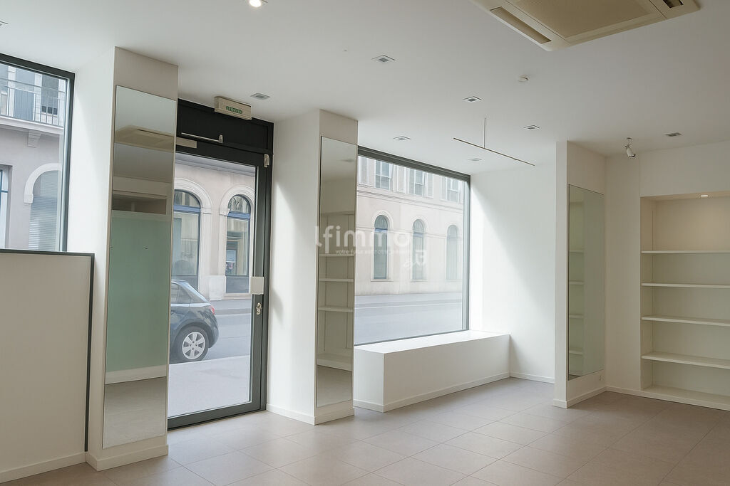 Photo 3 : Mulhouse -  local commercial dans emplacement  stratégique