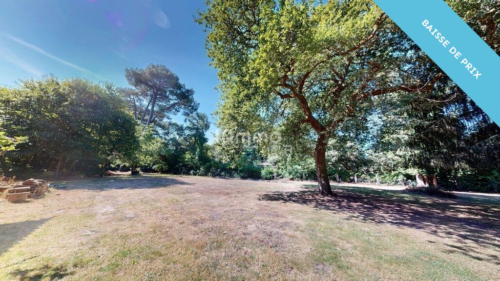 Photo 11 : Maison familiale avec grange et vaste terrain