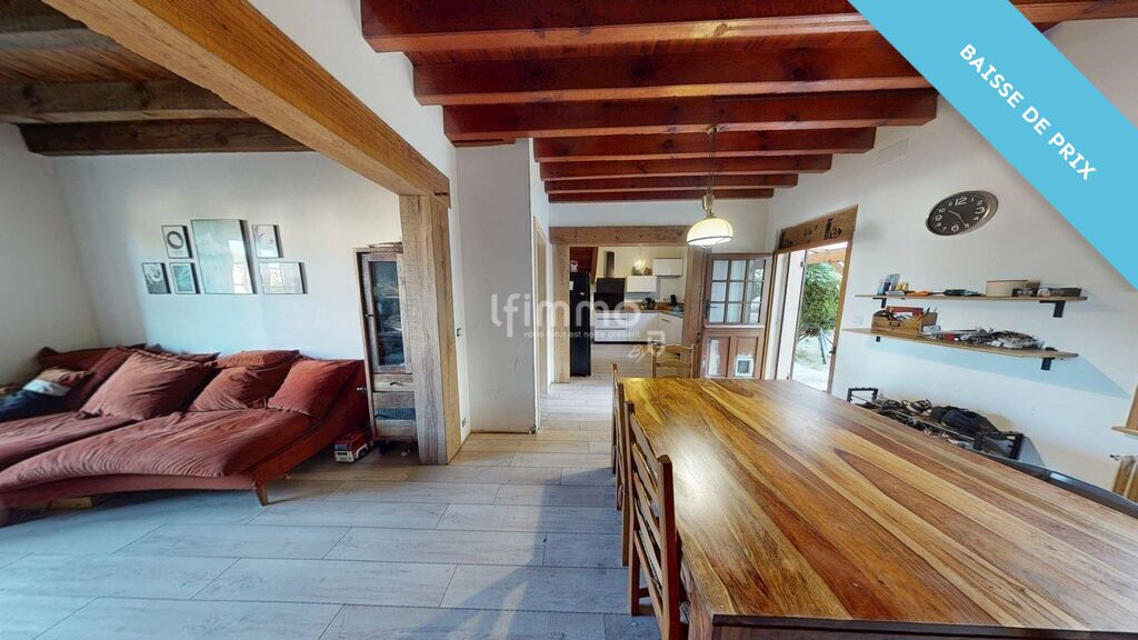 Photo 4 : Maison familiale avec grange et vaste terrain