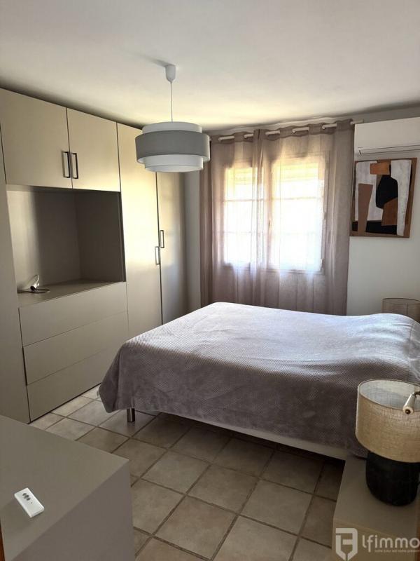 Photo 3 : Villa de plain-pied 5 pièces à Port Saint Louis du Rhône