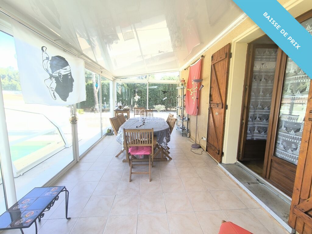 Photo 11 : Maison - piscine - garage - Thézan-les-corbières