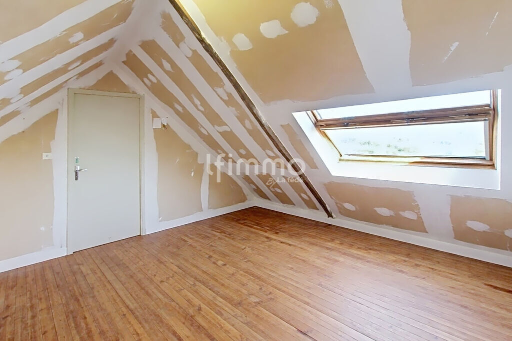 Photo 10 : Corps de ferme de 135 m2 à Ploéven (29150)