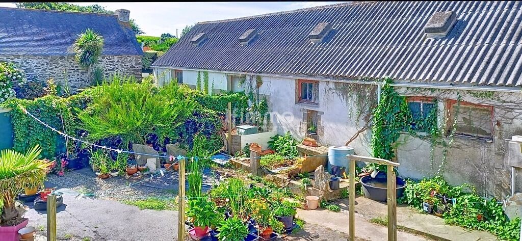 Photo 12 : Corps de ferme de 135 m2 à Ploéven (29150)