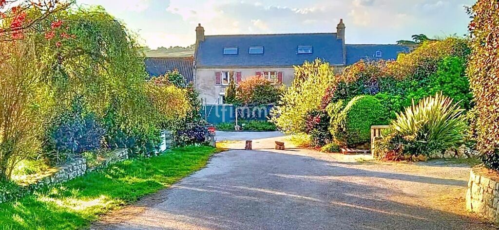 Photo 15 : Corps de ferme de 135 m2 à Ploéven (29150)