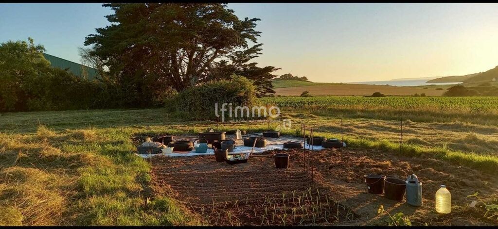 Photo 3 : Corps de ferme de 135 m2 à Ploéven (29150)