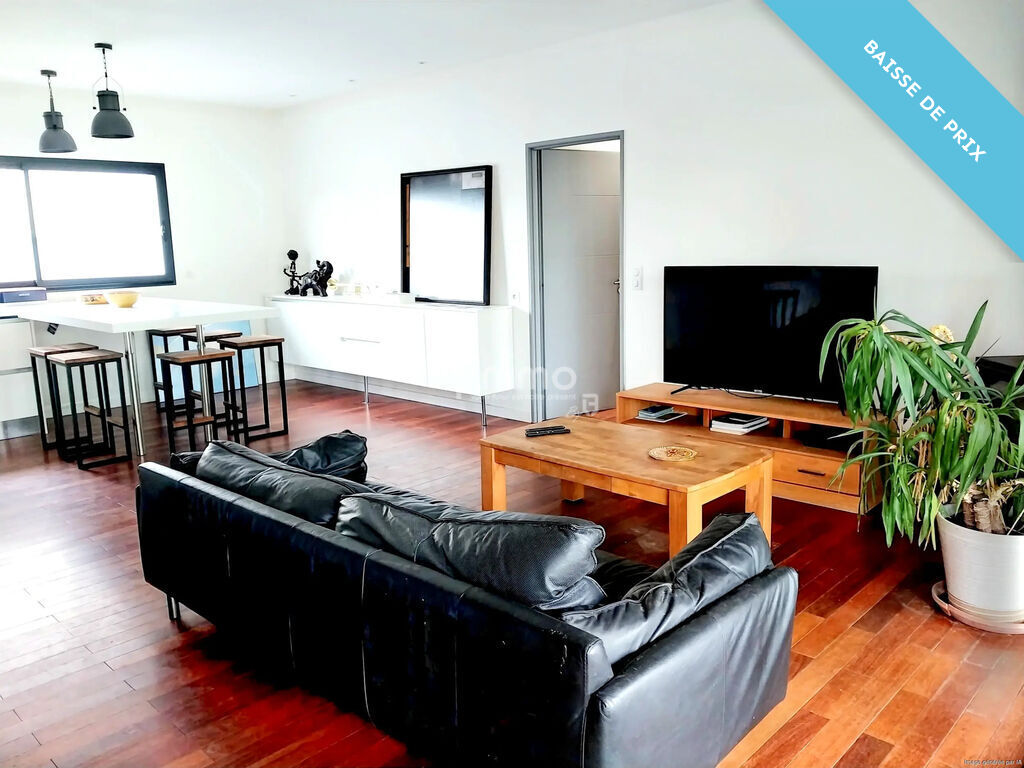 Photo 4 : Maison avec jardin, piscine et garage