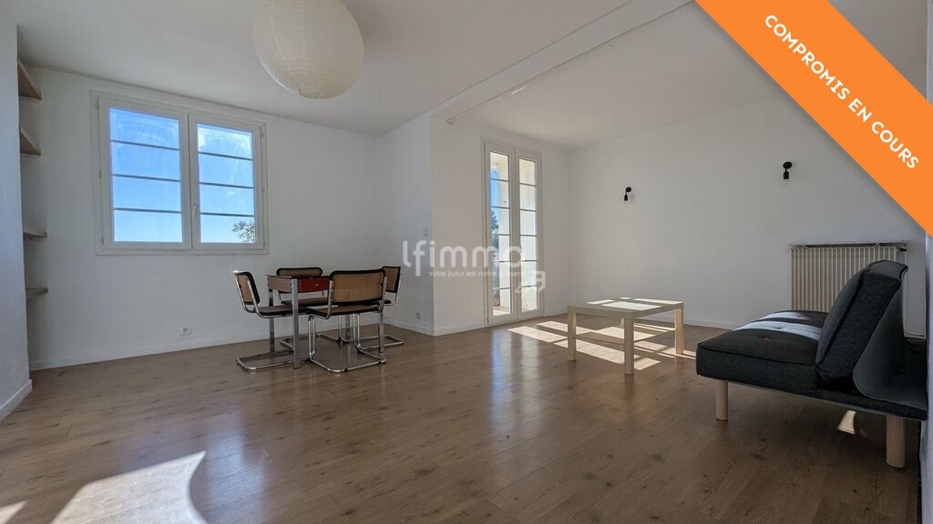 Photo 1 : Montpellier Beaux arts - T2 traversant de 62 m²