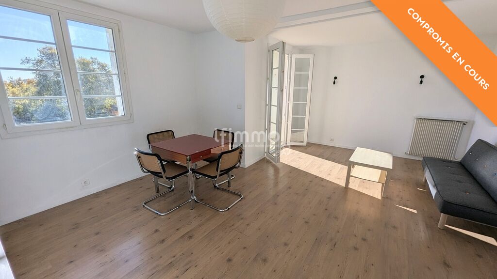 Photo 4 : Montpellier Beaux arts - T2 traversant de 62 m²
