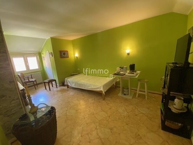 Photo 8 : Petite maison semi-mitoyenne pleine de charme