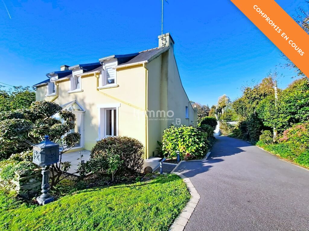 Photo 1 : Maison, 4 pièces, de 12O m² à Cast 29150