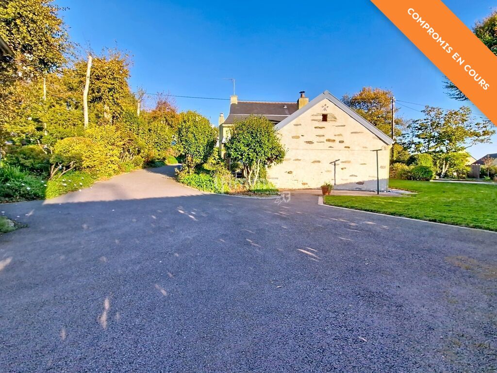 Photo 2 : Maison, 4 pièces, de 12O m² à Cast 29150